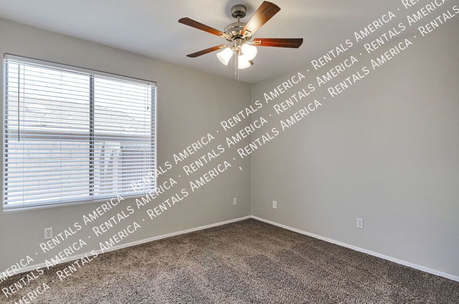 Beautifully Maintained 4-bedroom, 2-bathroom Oro Valley Home property image