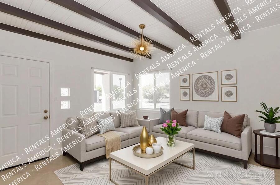 Updated 1 Bedroom Home with Private Yard in Central Tucson property image