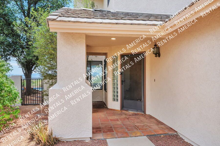 LOCATION! Oro Valley Beauty! property image