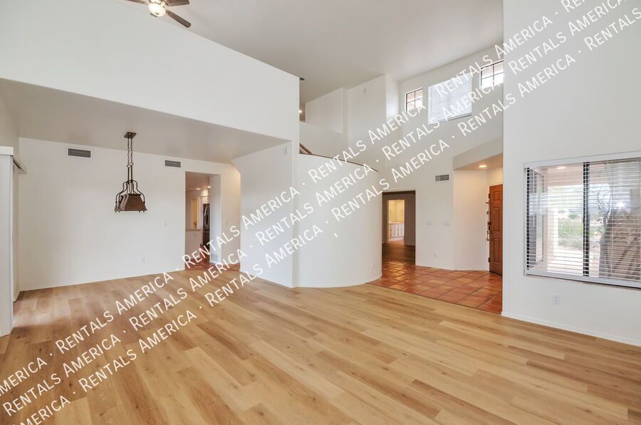 LOCATION! Oro Valley Beauty! property image