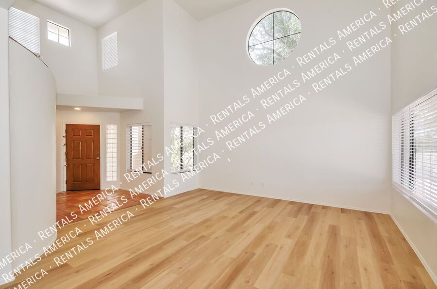 LOCATION! Oro Valley Beauty! property image
