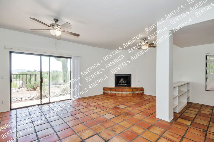 LOCATION! Oro Valley Beauty! property image