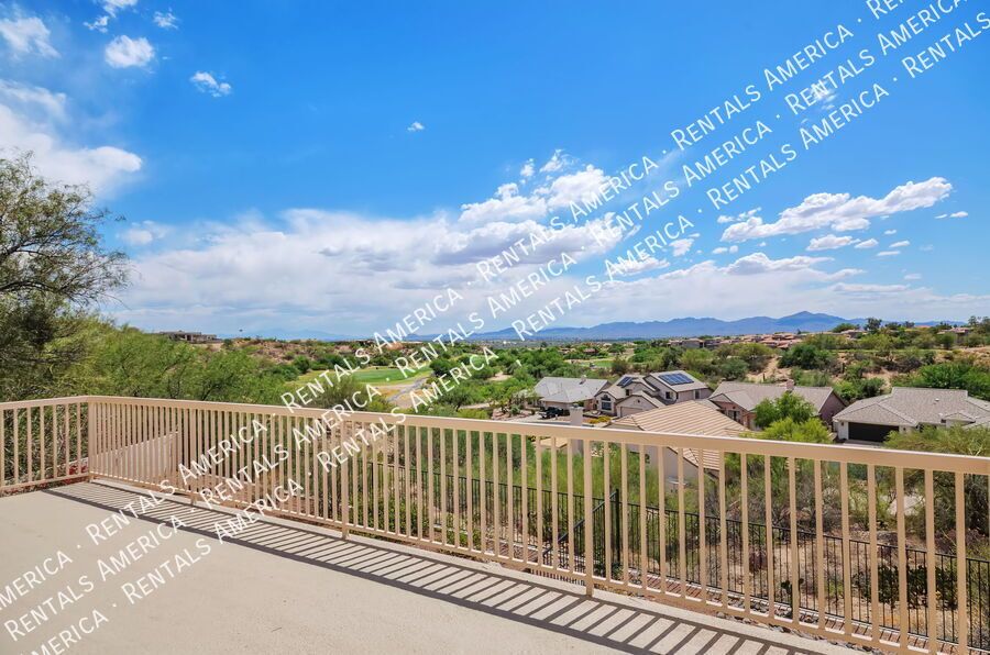 LOCATION! Oro Valley Beauty! property image