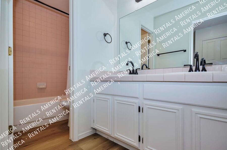 LOCATION! Oro Valley Beauty! property image