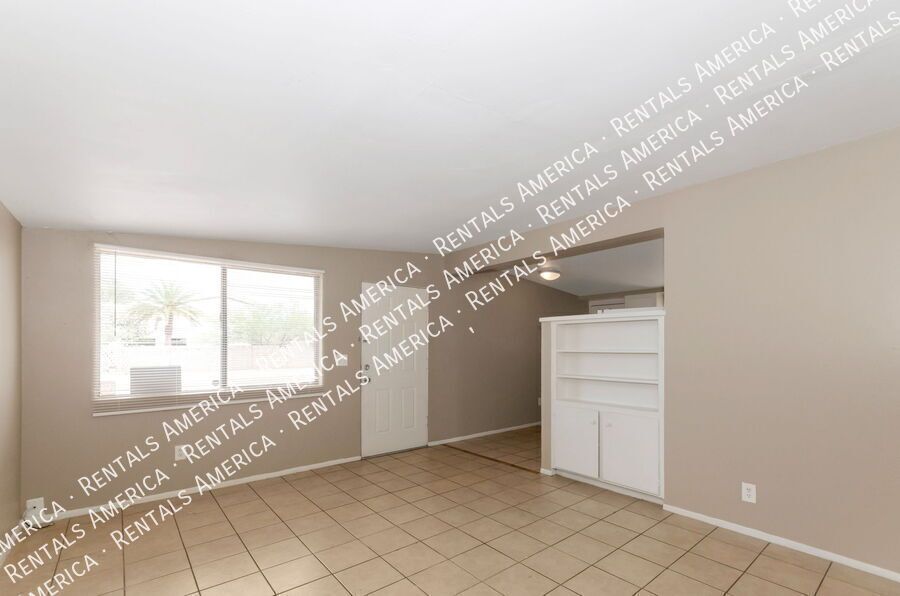 2 Bed 1 Bath Duplex-Amphi Neighborhood property image