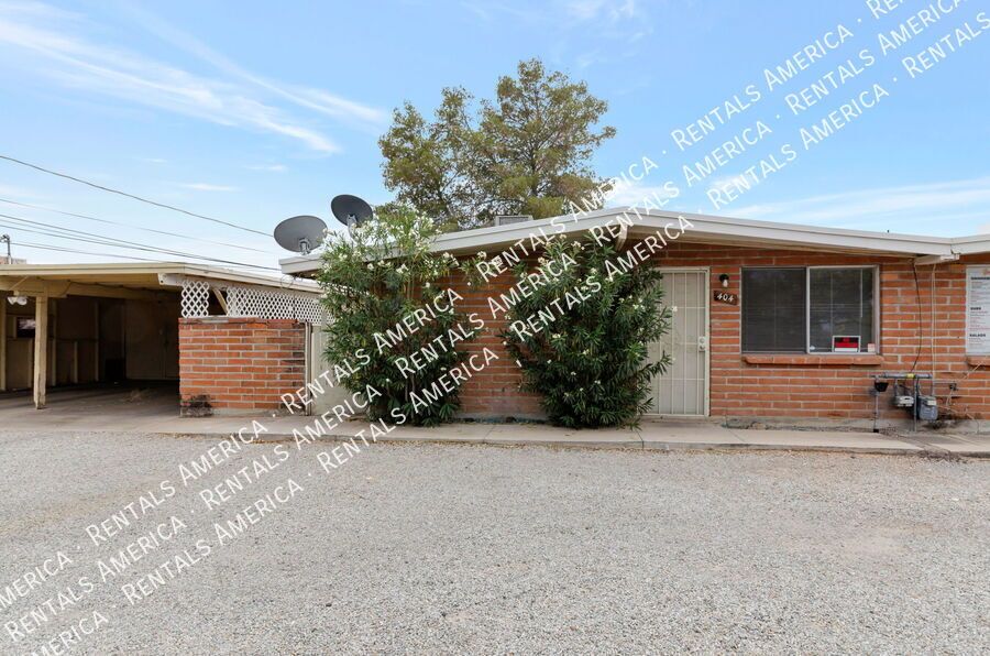 2 Bed 1 Bath Duplex-Amphi Neighborhood property image