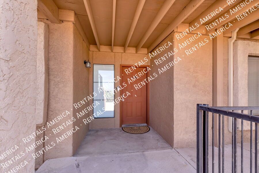 Cute, Clean, Updated Oro Valley Condo! property image
