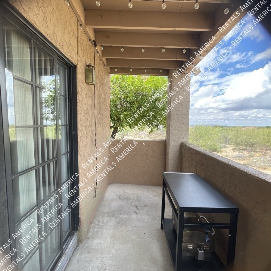 Cute, Clean, Updated Oro Valley Condo! property image