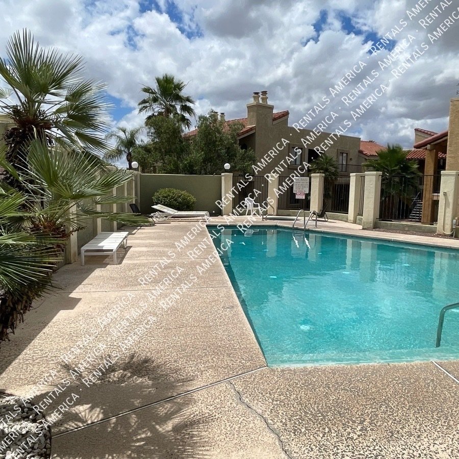 Cute, Clean, Updated Oro Valley Condo! property image