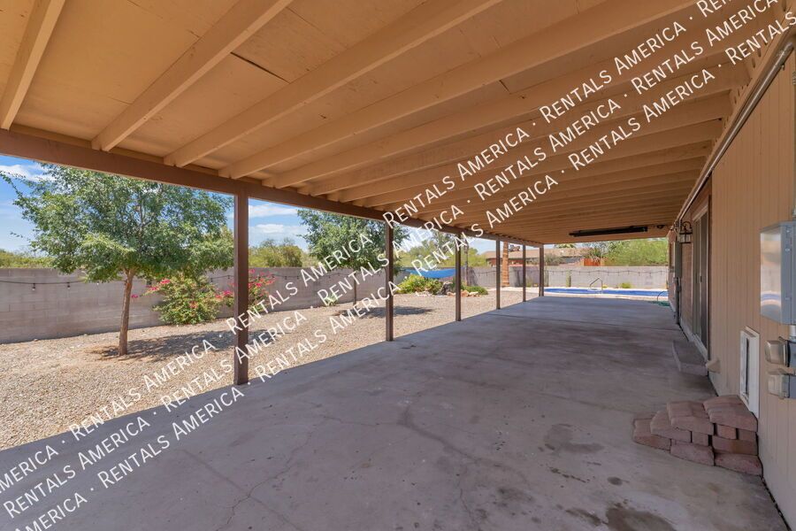 4000 W Orangewood Dr property image