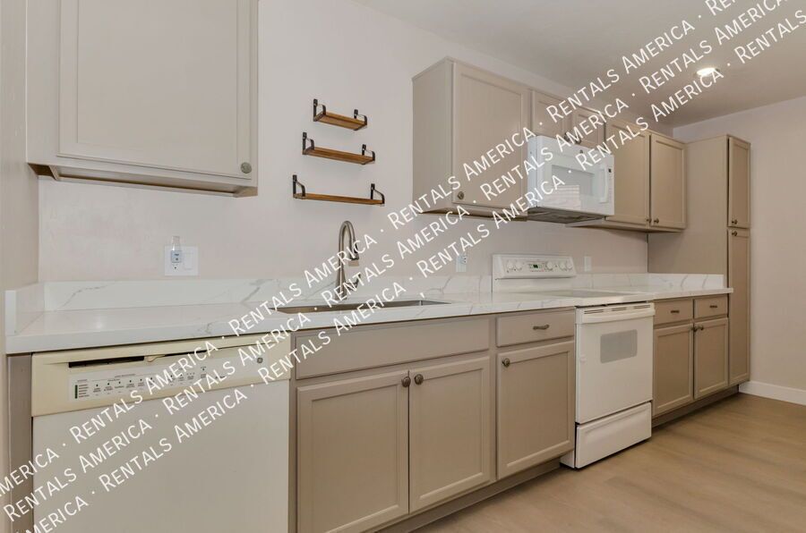 New Listing- Foothills location property image