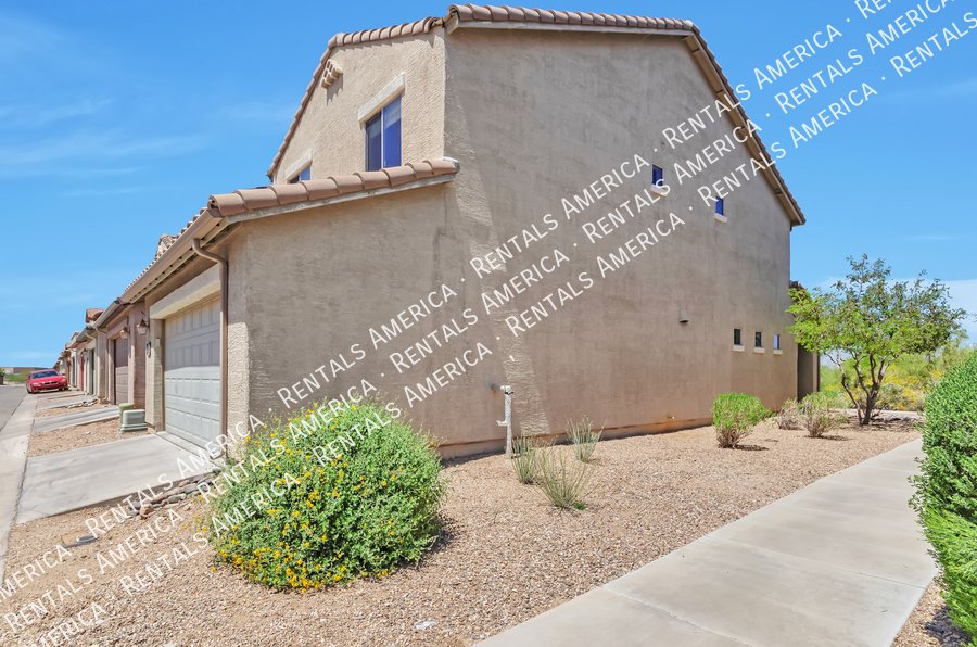 Great East Side Location! property image