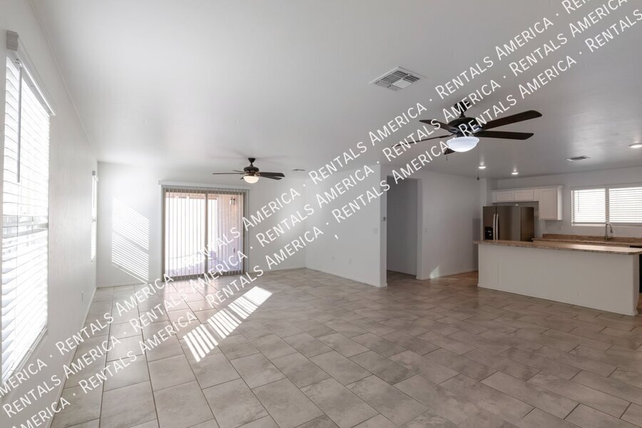 Leasing Special 1st month's rent free. property image