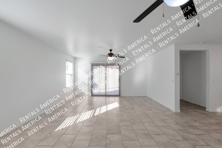 Leasing Special 1st month's rent free. property image