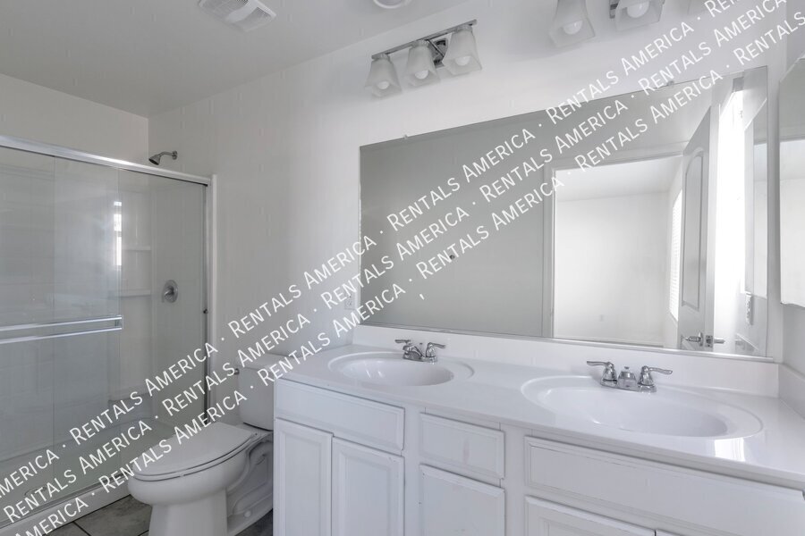 Leasing Special 1st month's rent free. property image