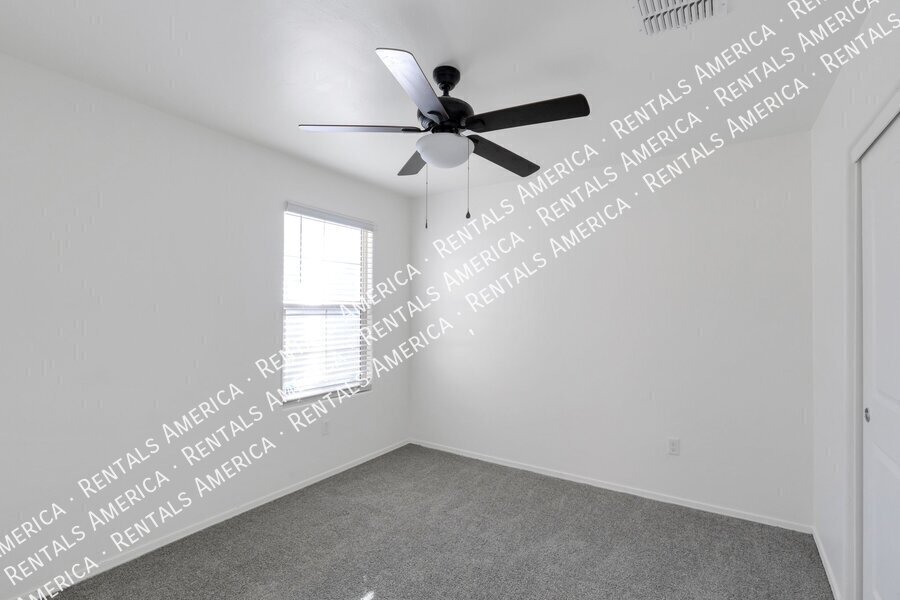 Leasing Special 1st month's rent free. property image