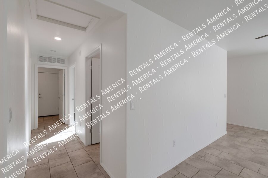 Leasing Special 1st month's rent free. property image