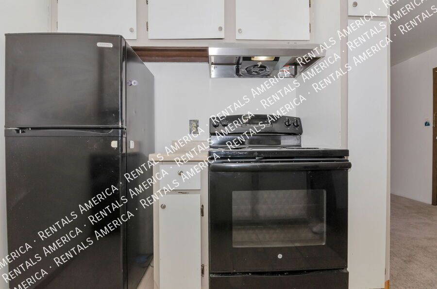 Move in special $500 off 1st month Large 1 bedroom property image