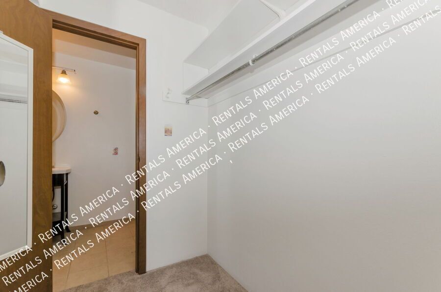 Move in special $500 off 1st month Large 1 bedroom property image