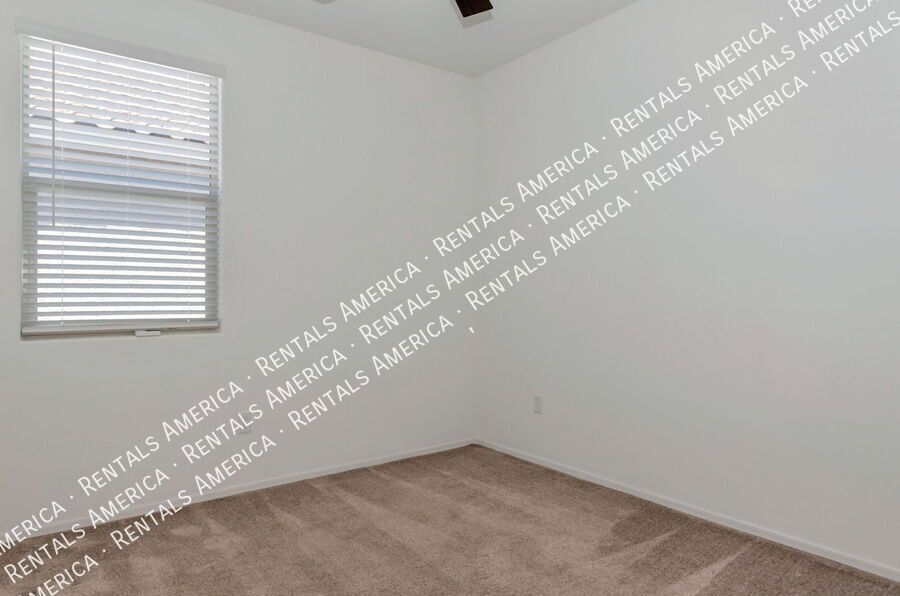 4 bedrooms, 2 bathrooms with pool in Marana property image