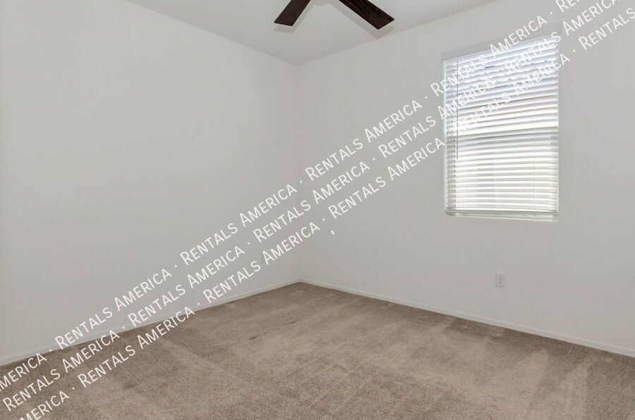 4 bedrooms, 2 bathrooms with pool in Marana property image