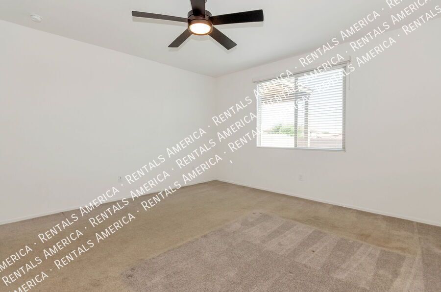 4 bedrooms, 2 bathrooms with pool in Marana property image