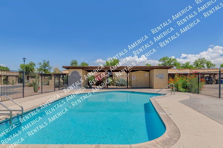 remodeled 2 bed, 2 bathTownhome property image