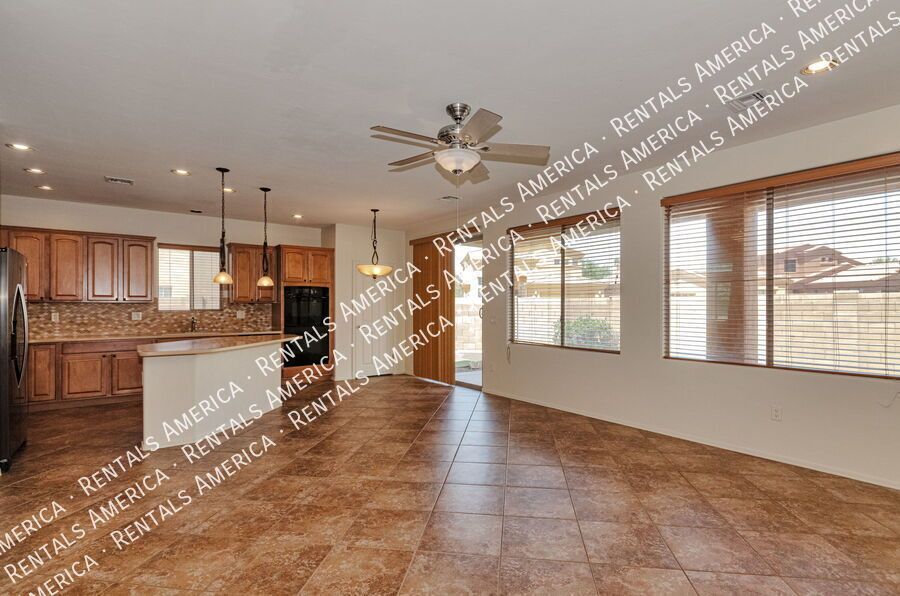Majestic views of Pusch Ridge and the Catalinas! property image