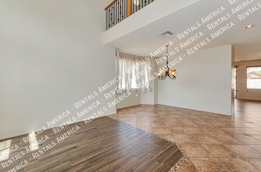 Majestic views of Pusch Ridge and the Catalinas! property image
