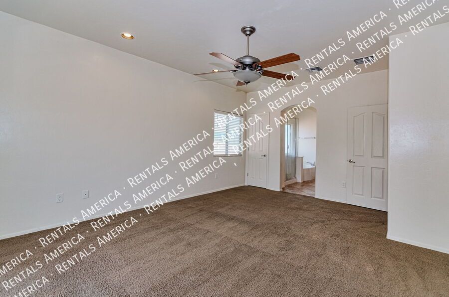 Majestic views of Pusch Ridge and the Catalinas! property image