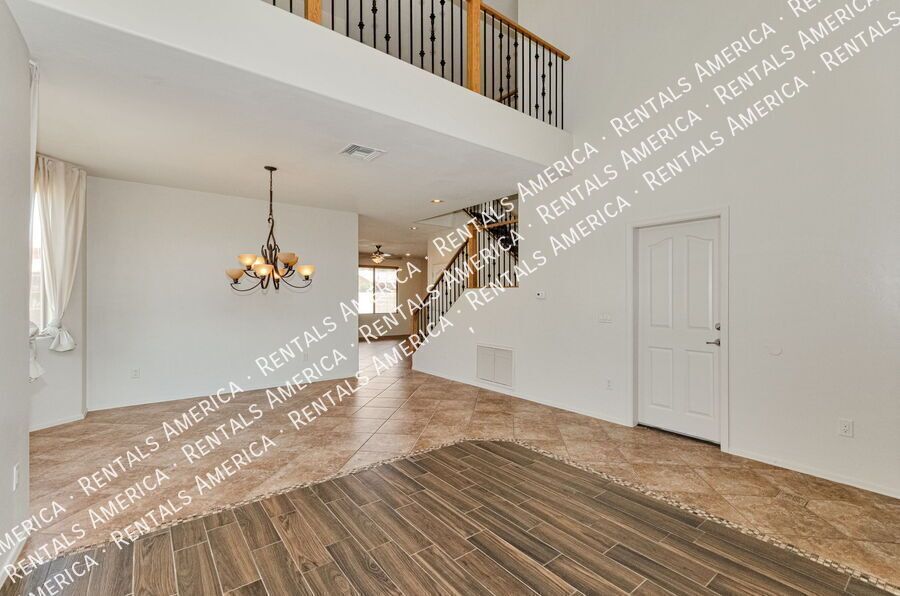Majestic views of Pusch Ridge and the Catalinas! property image