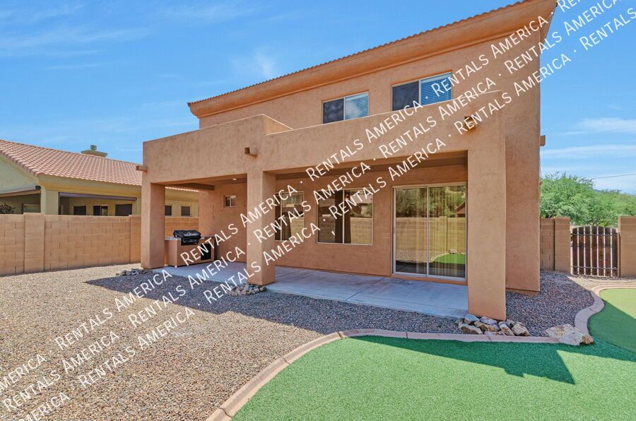 Majestic views of Pusch Ridge and the Catalinas! property image