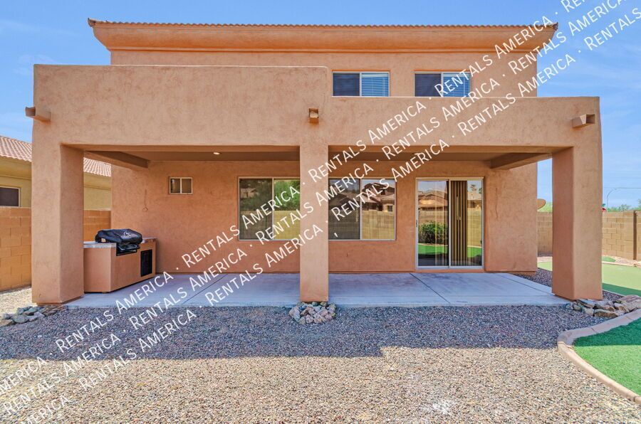 Majestic views of Pusch Ridge and the Catalinas! property image