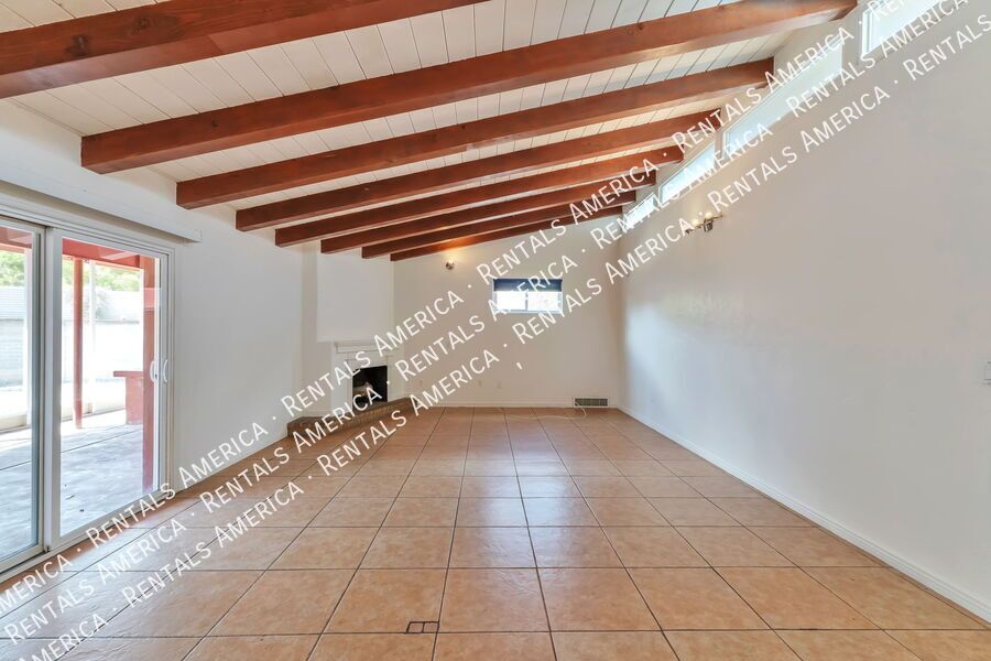 Large home, large yard, great location! property image