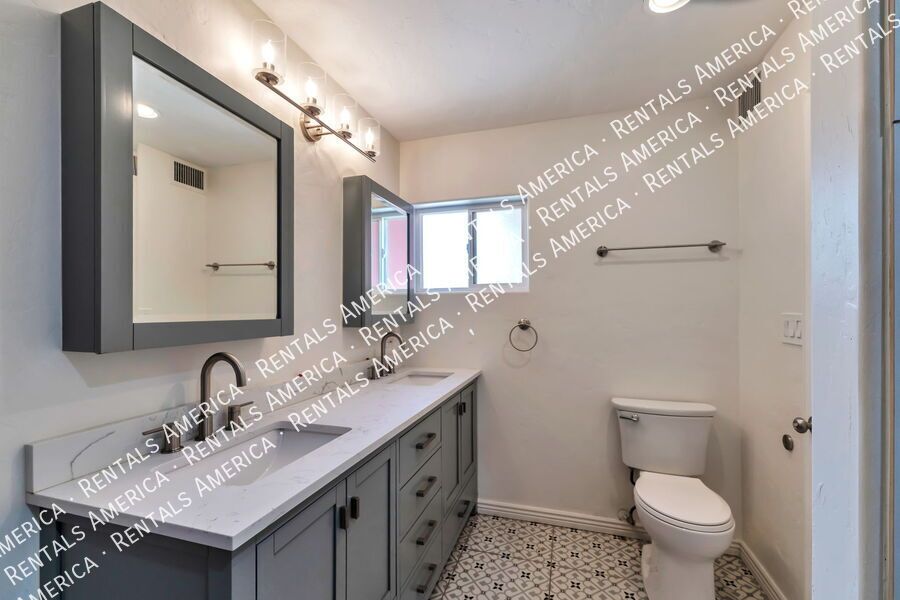 Large home, large yard, great location! property image