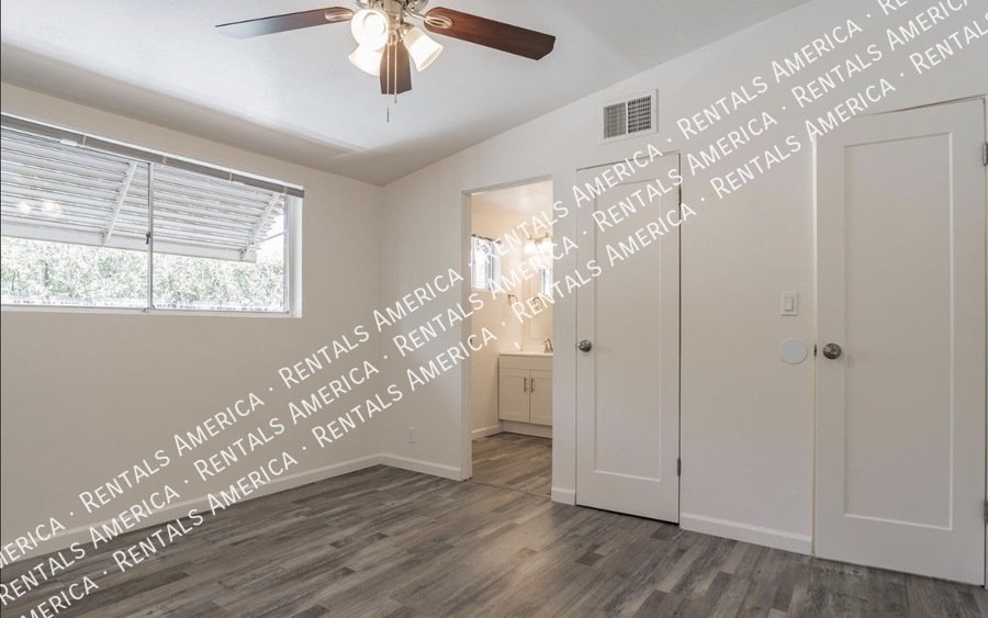 Remodeled apartment near University of Arizona property image