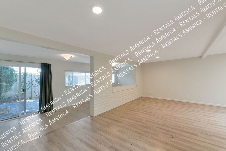 Spacious 3 bedroom Oro Valley home, water and trash included! property image