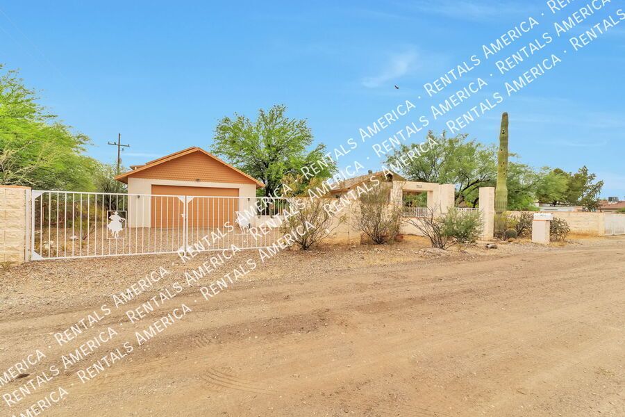 ONE MONTH FREE-Charming home property image