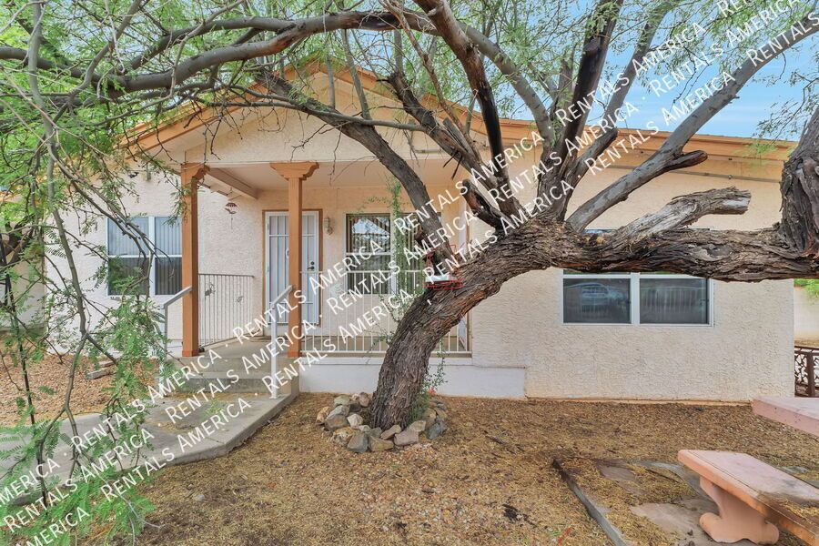 ONE MONTH FREE-Charming home property image