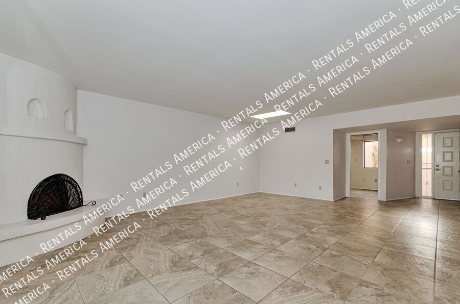 Spacious NE townhome in a lovely neighborhood! property image