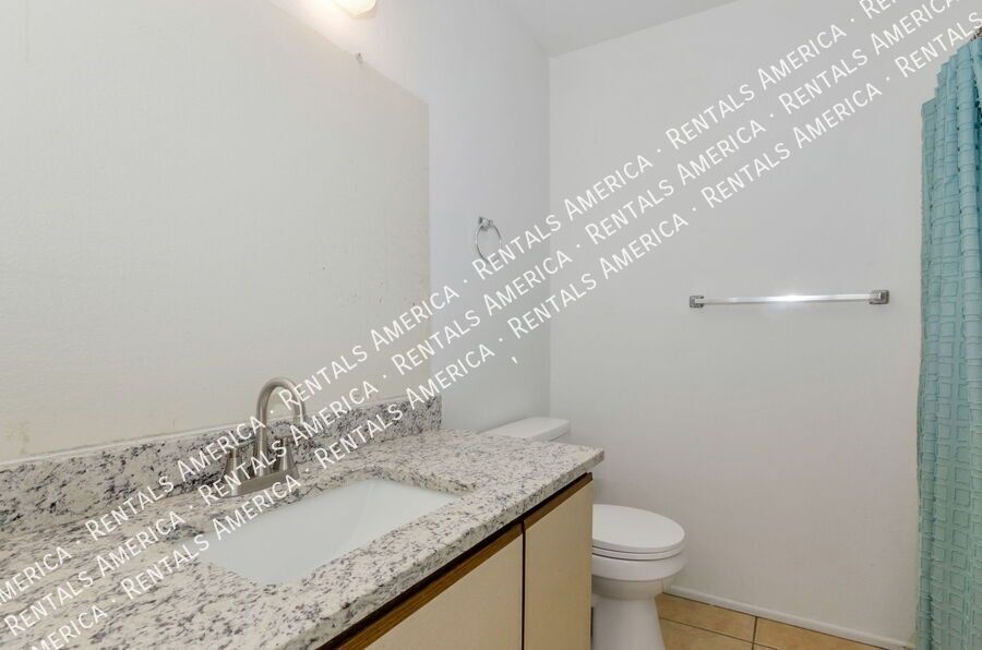 West side 2 bedroom townhome property image
