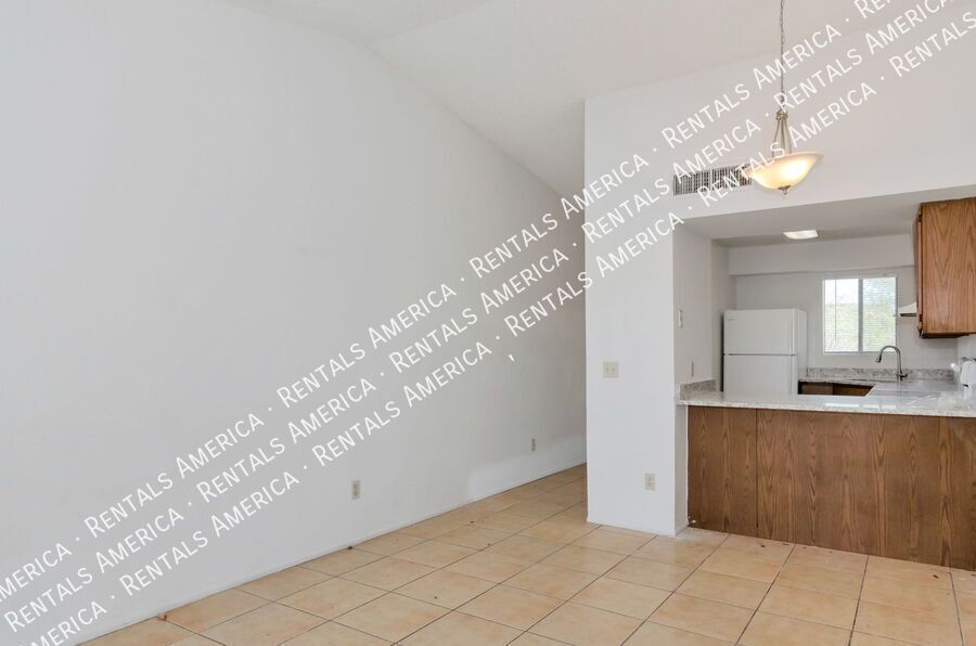 West side 2 bedroom townhome property image