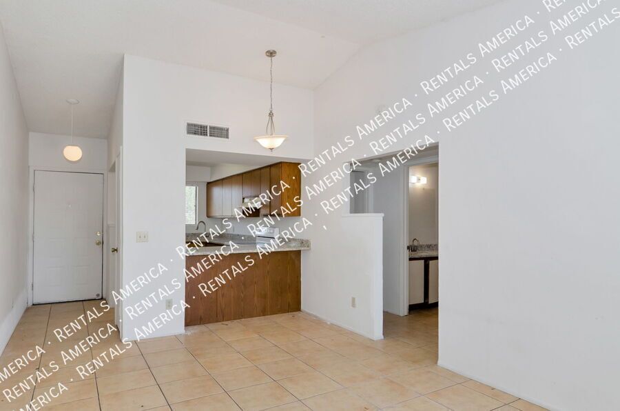 West side 2 bedroom townhome property image