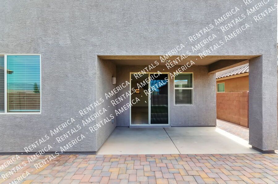 Bright and Stylish New Home in Vail's Ridge Community property image