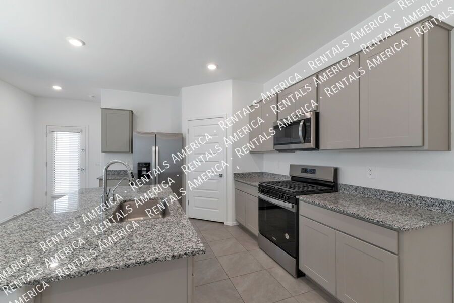 Great home on southeast side! property image