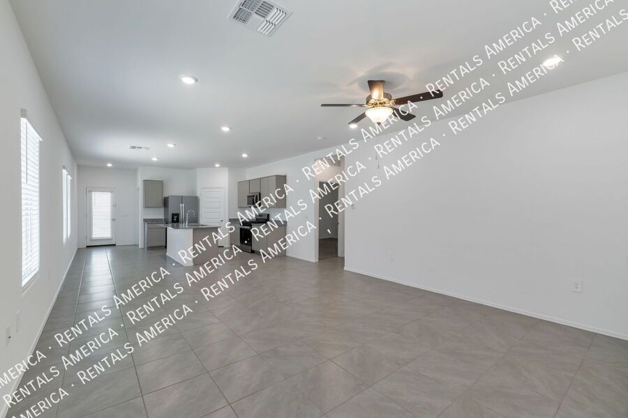 Great home on southeast side! property image