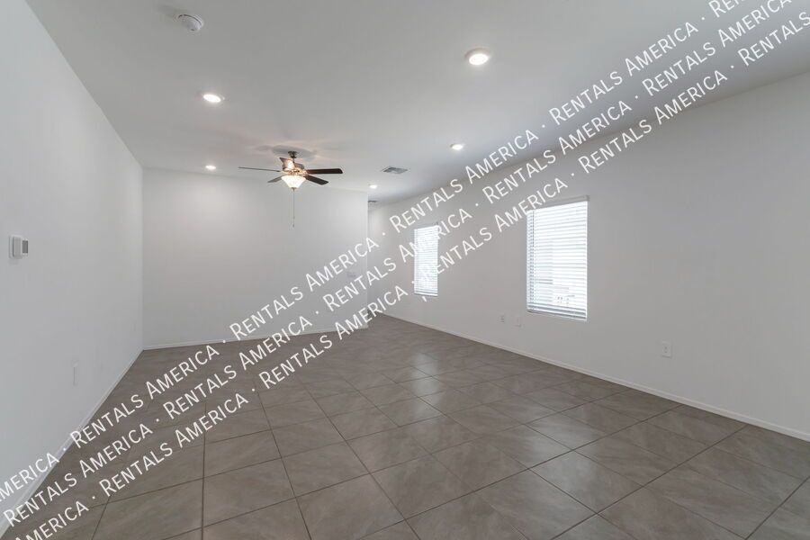 Great home on southeast side! property image