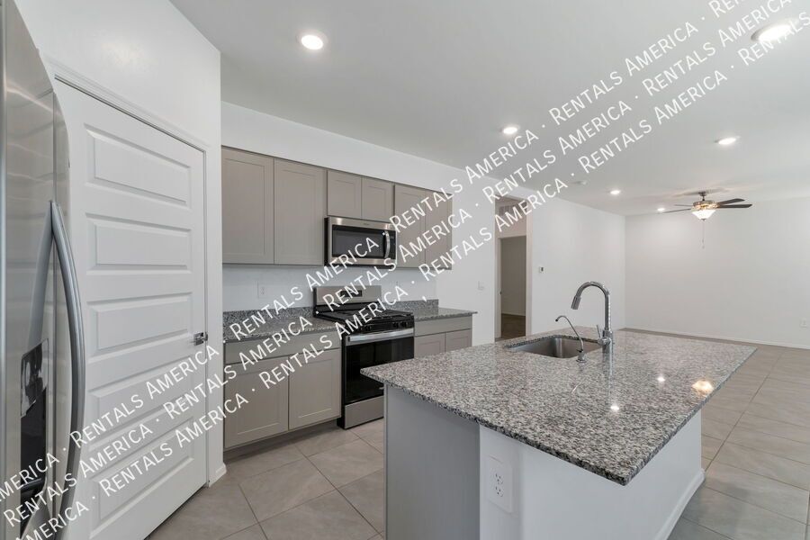 Great home on southeast side! property image
