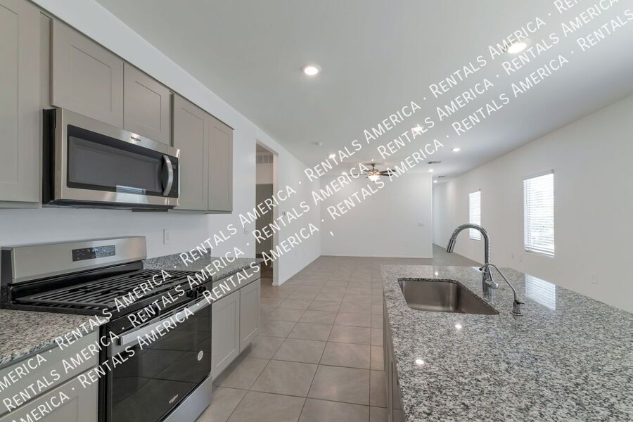 Great home on southeast side! property image