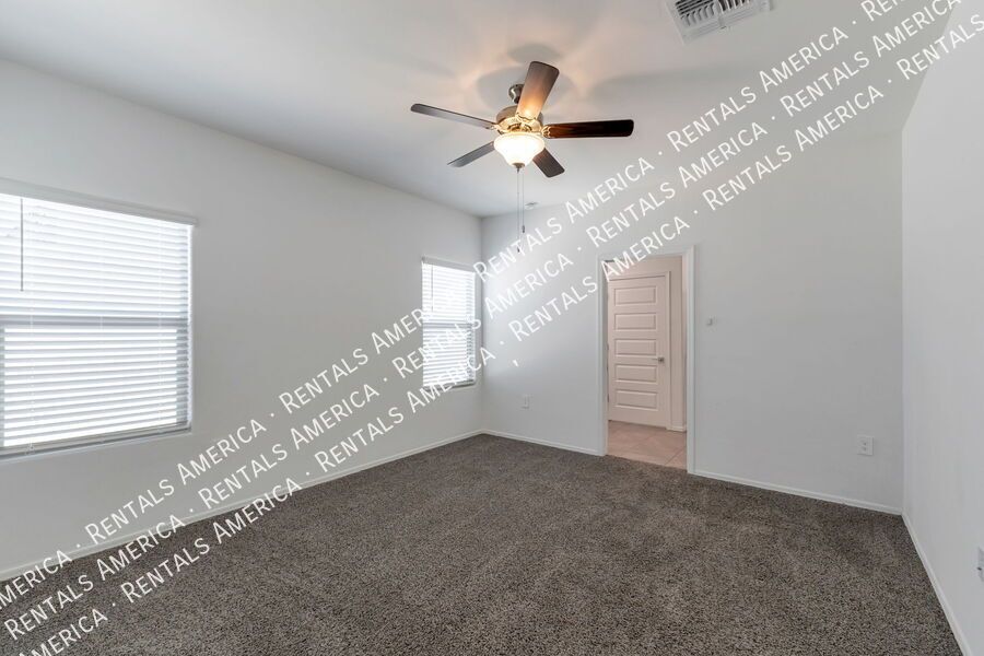 Great home on southeast side! property image